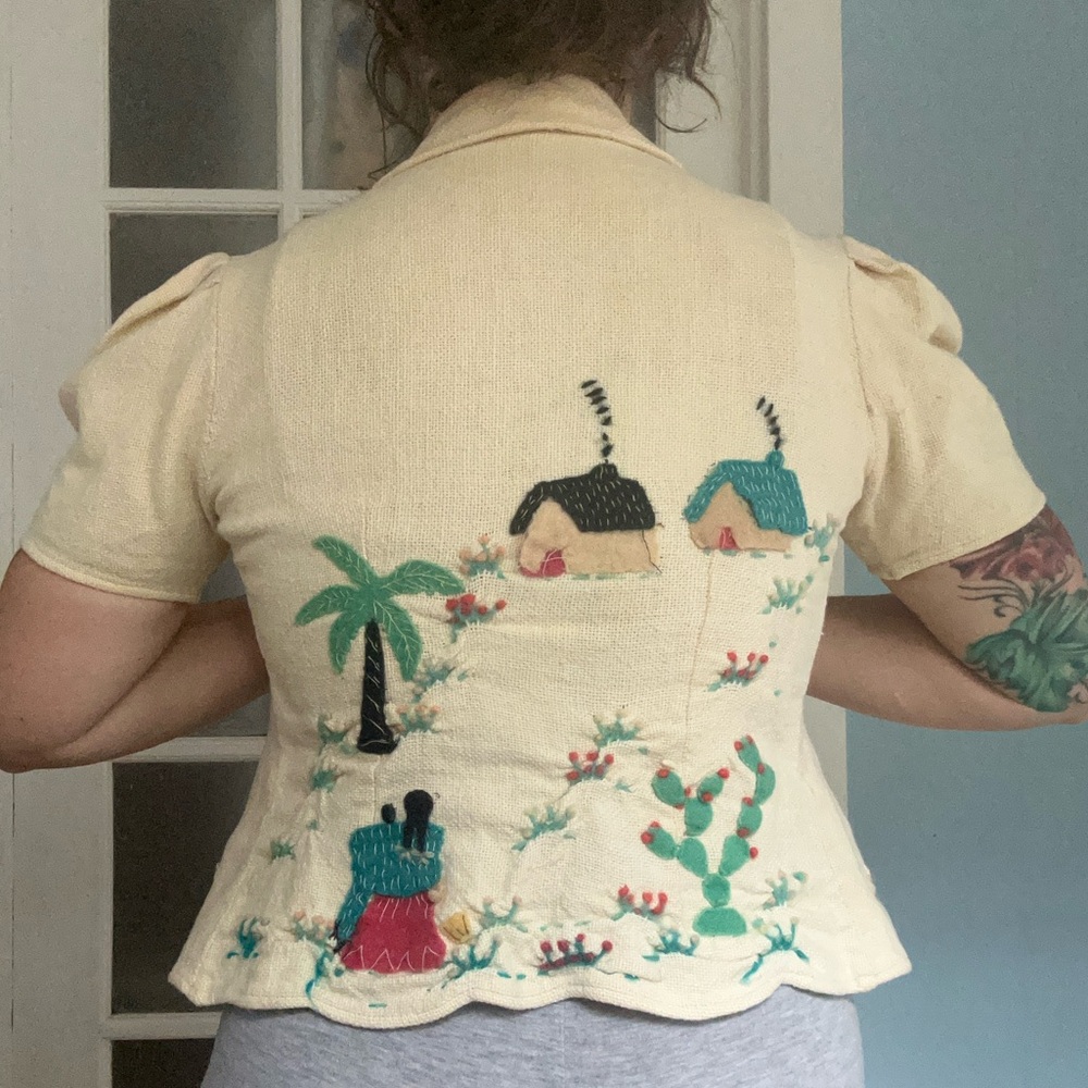 Vintage Cream Embroidered/Felt Appliquéd Tailored Cardigan style Top